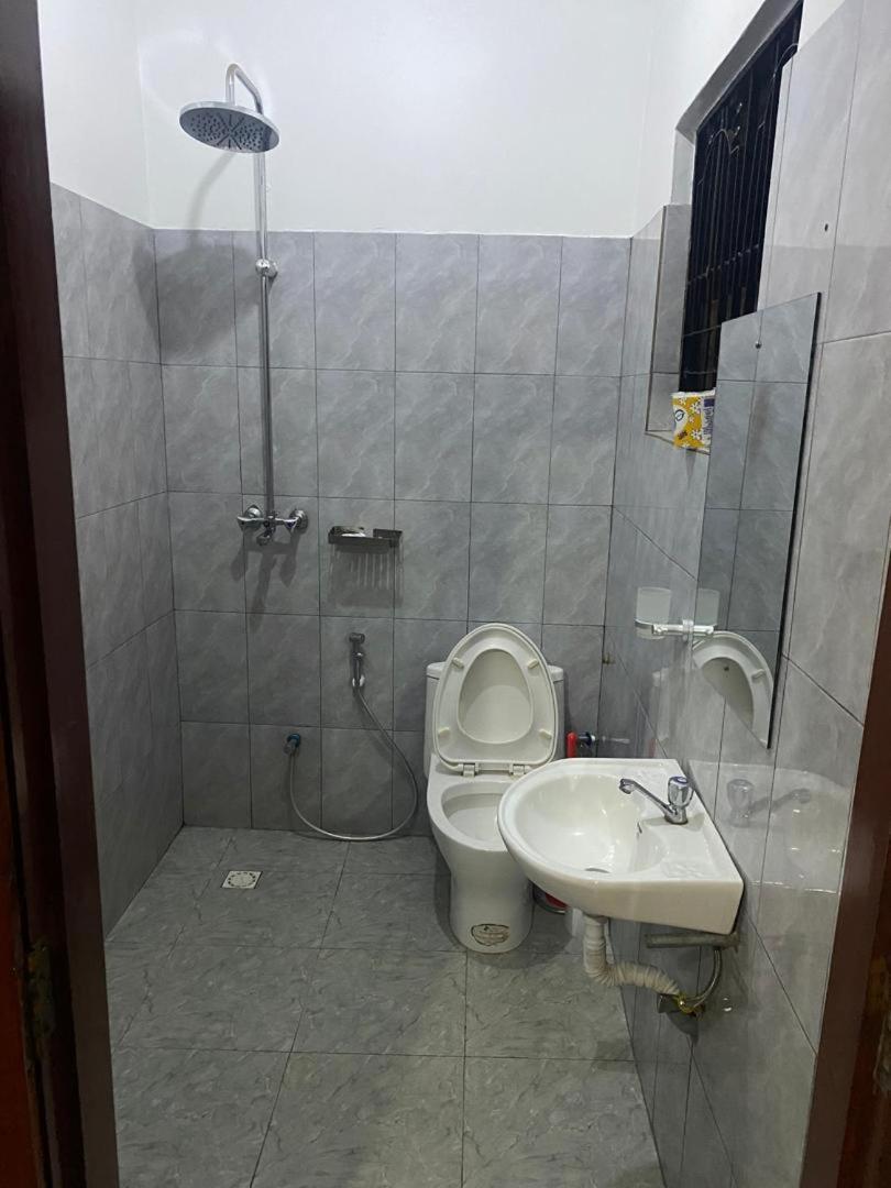 Town Retreat Moshi Apartment Bagian luar foto